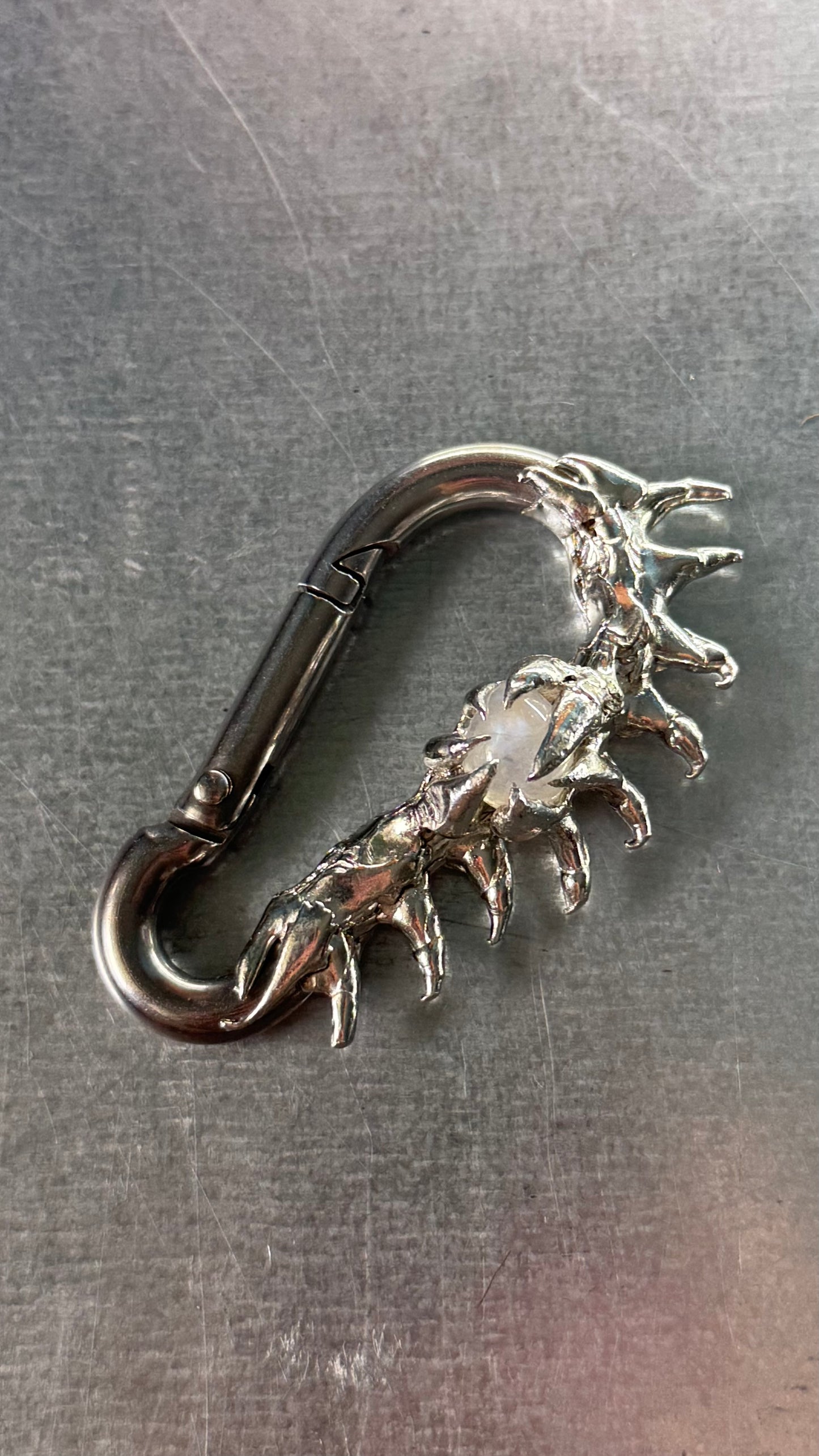 Nelyra | soldered Carabiner
