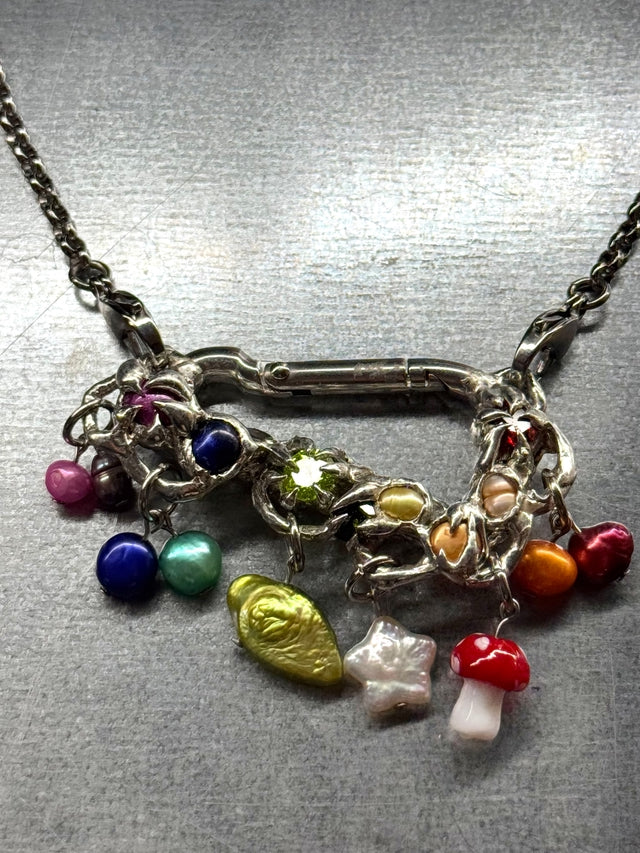 Buhax | Multifunctional Carabiner Necklace