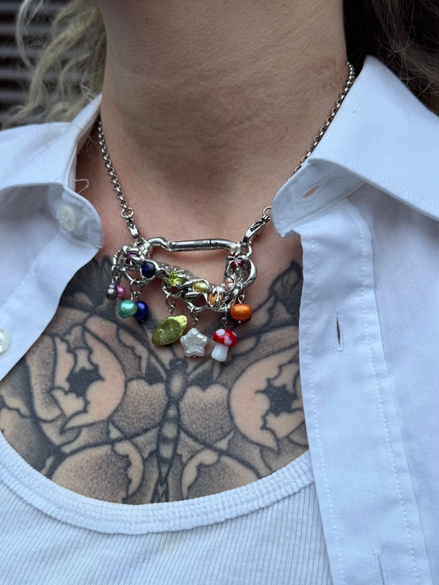 Buhax | Multifunctional Carabiner Necklace