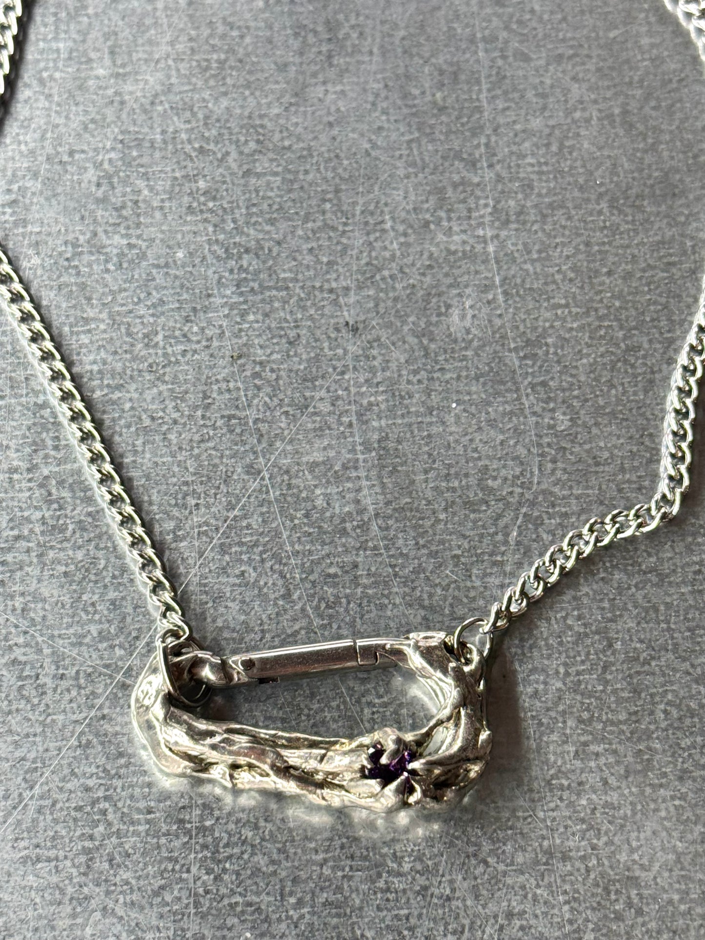 Uvan | soldered Carabiner