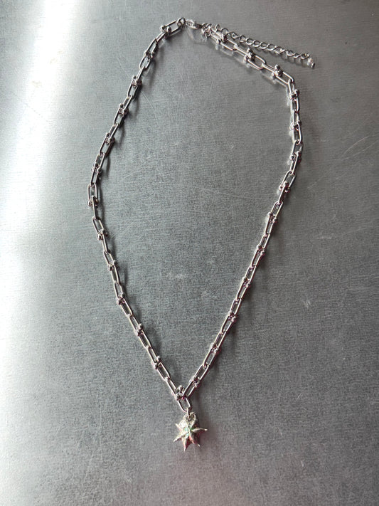 Eirqe | soldered Necklace