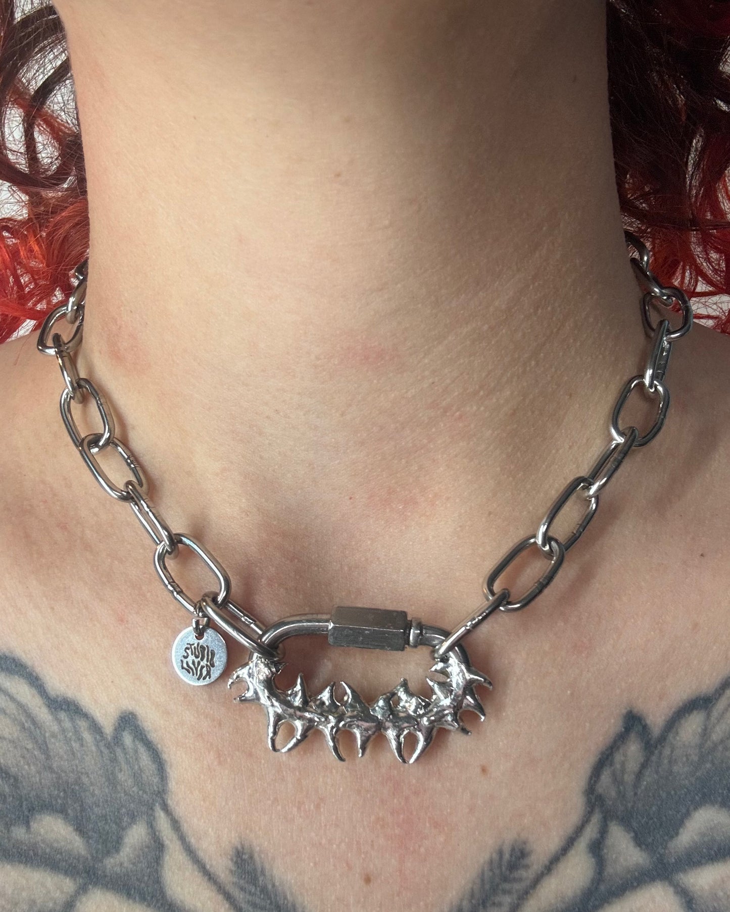 Luvien middle | soldered Carabiner necklace