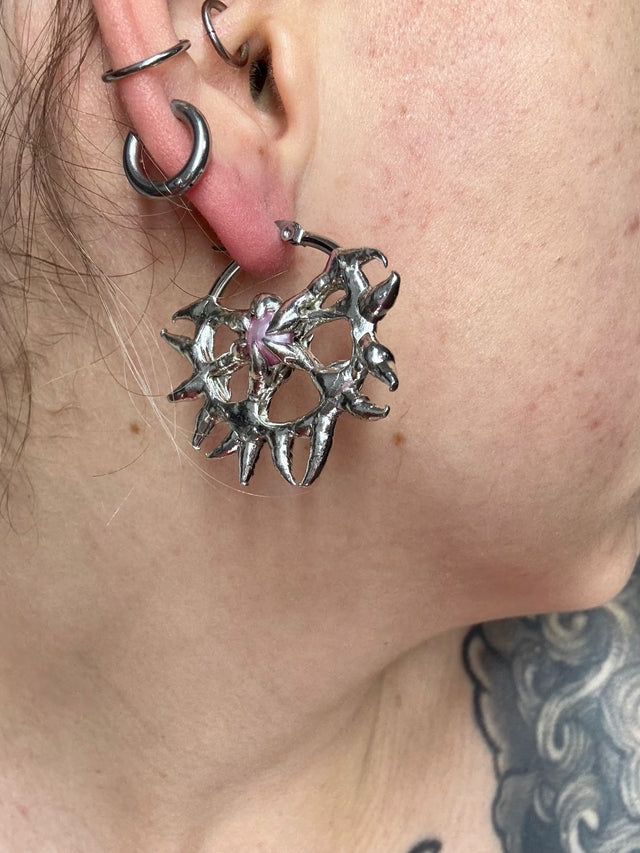 Skrull pink | soldered Earring