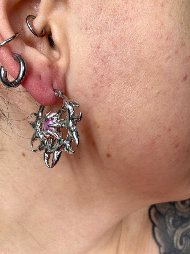 Skrull pink | soldered Earring