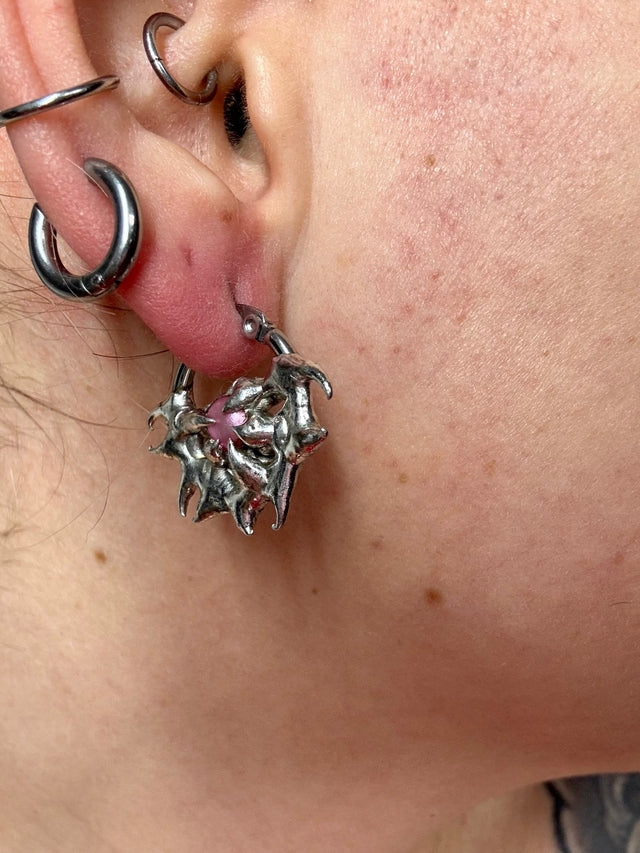 Skrull pink | soldered Earring