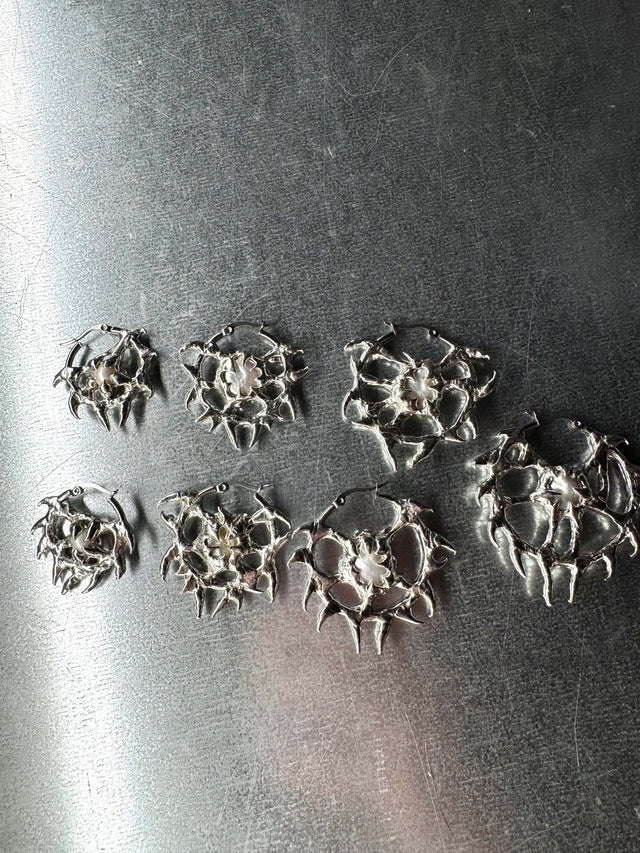 Skrull white | soldered Earring