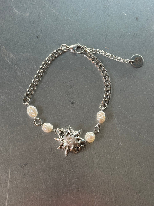 Nosh | soldered Bracelet