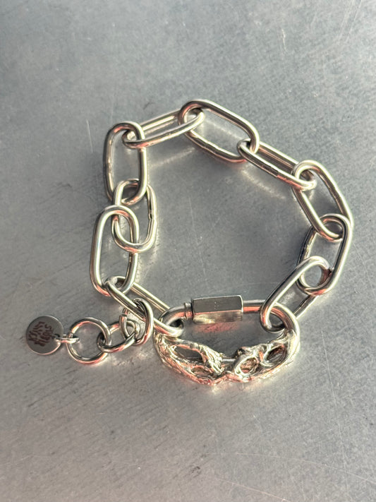 Ethera | soldered Carabiner Bracelet
