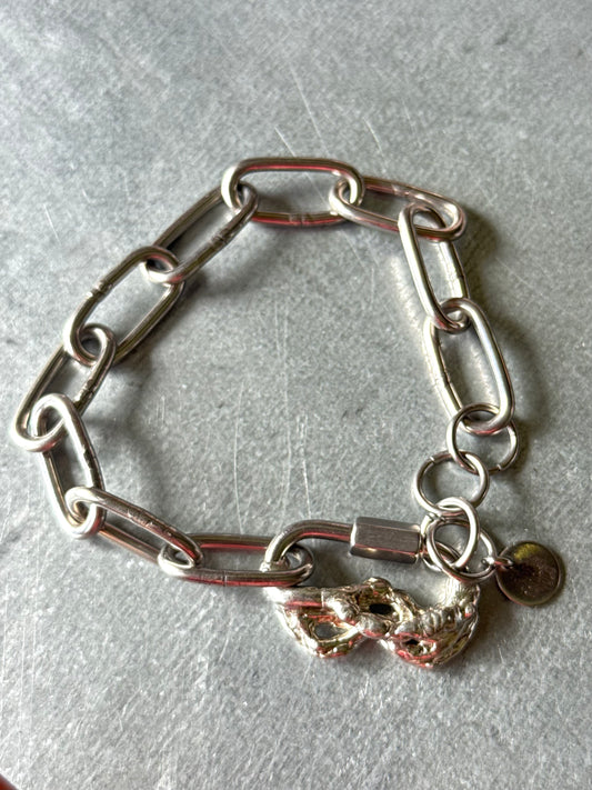 Mebo | soldered Carabiner Bracelet