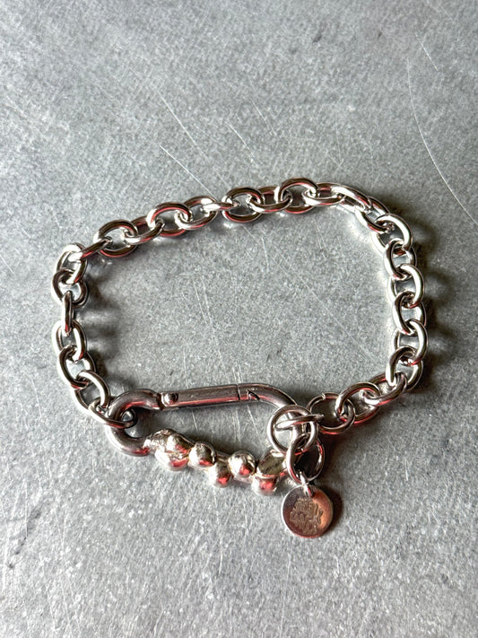 Kirri | soldered Carabiner Bracelet