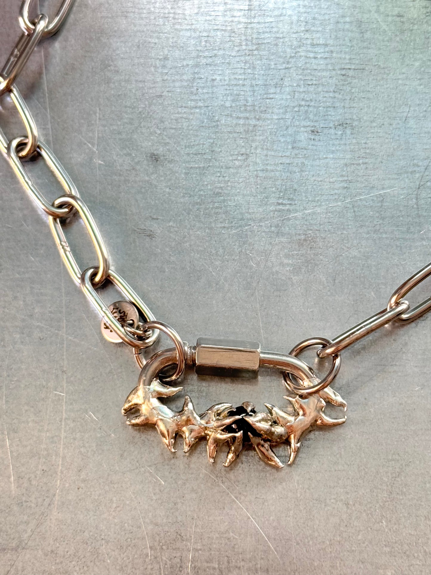 Nelyra | soldered Carabiner