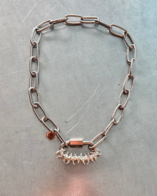 Luvien big | soldered Carabiner necklace