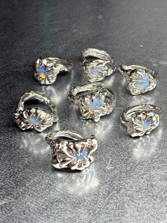 Lesads Moonstone | soldered ring