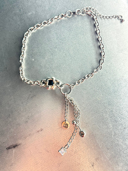 Nyelle black | soldered Necklace
