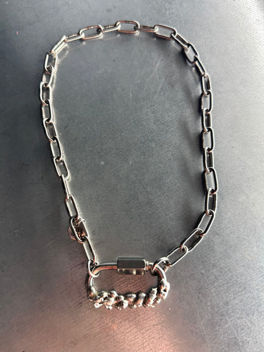 Thrixa | soldered Carabiner Necklace
