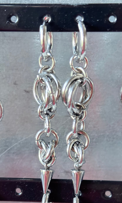 Zova | Chainmail Earring